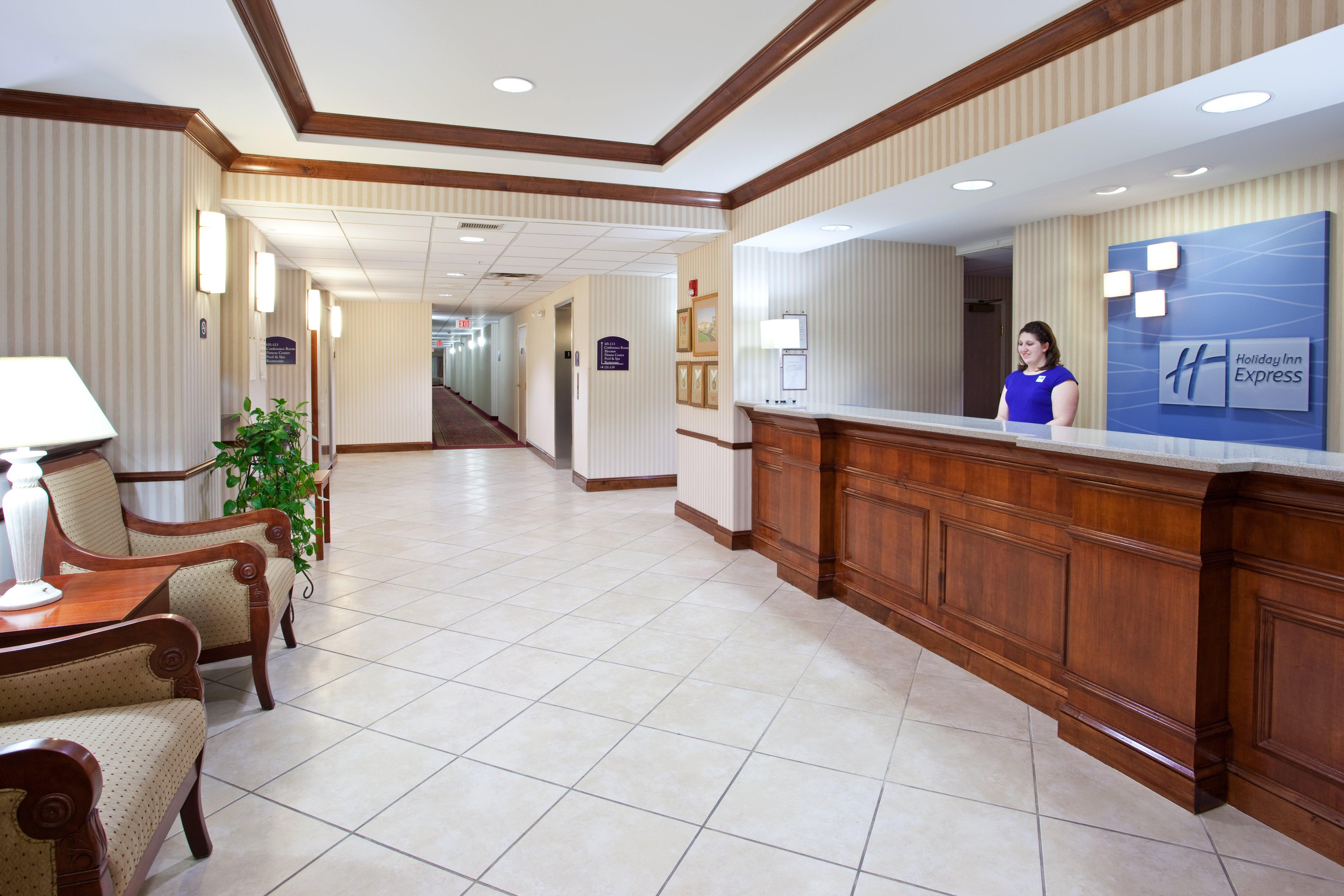 Holiday Inn Express Hotel & Suites Marion By Ihg Luaran gambar