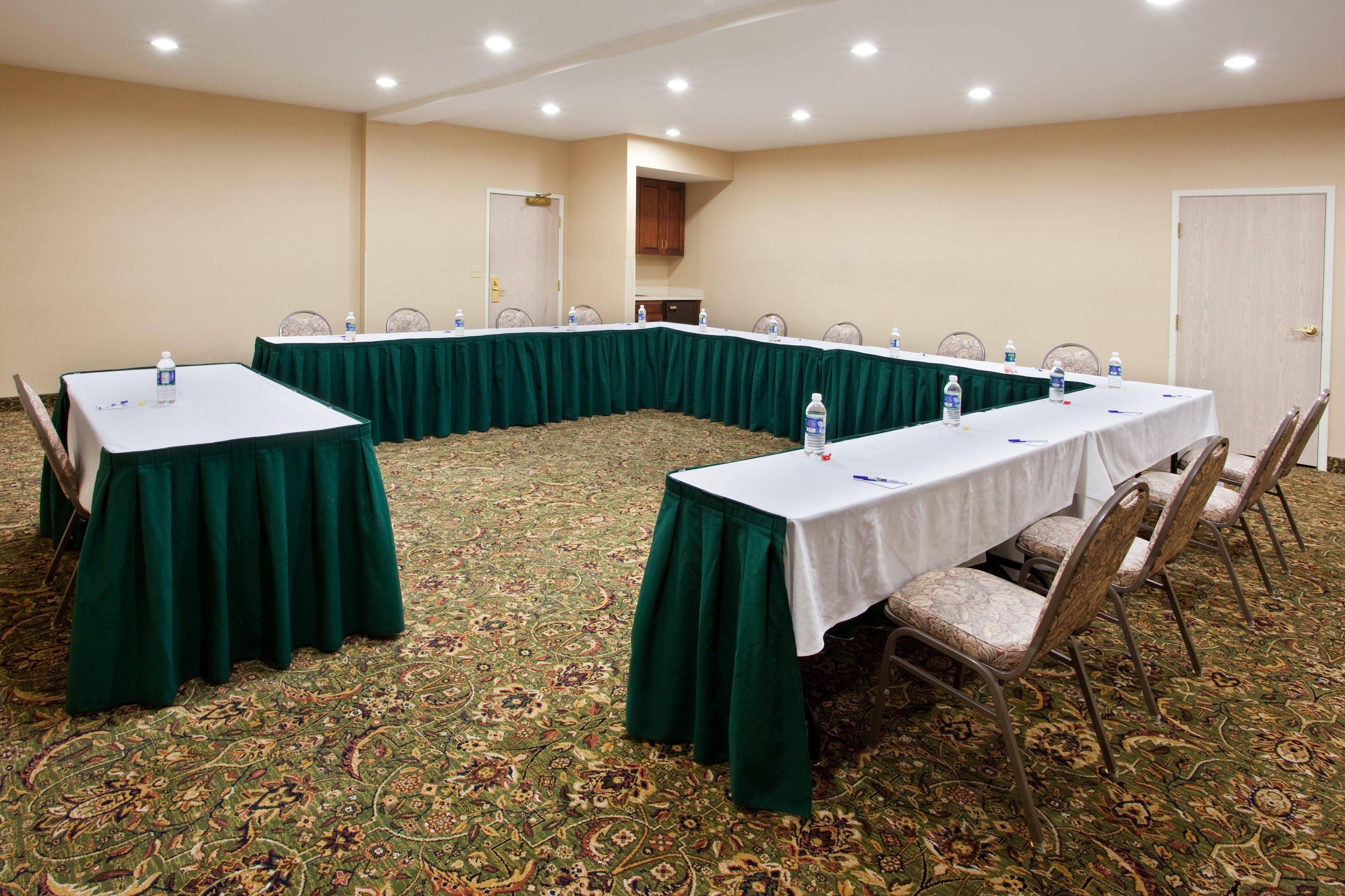 Holiday Inn Express Hotel & Suites Marion By Ihg Luaran gambar