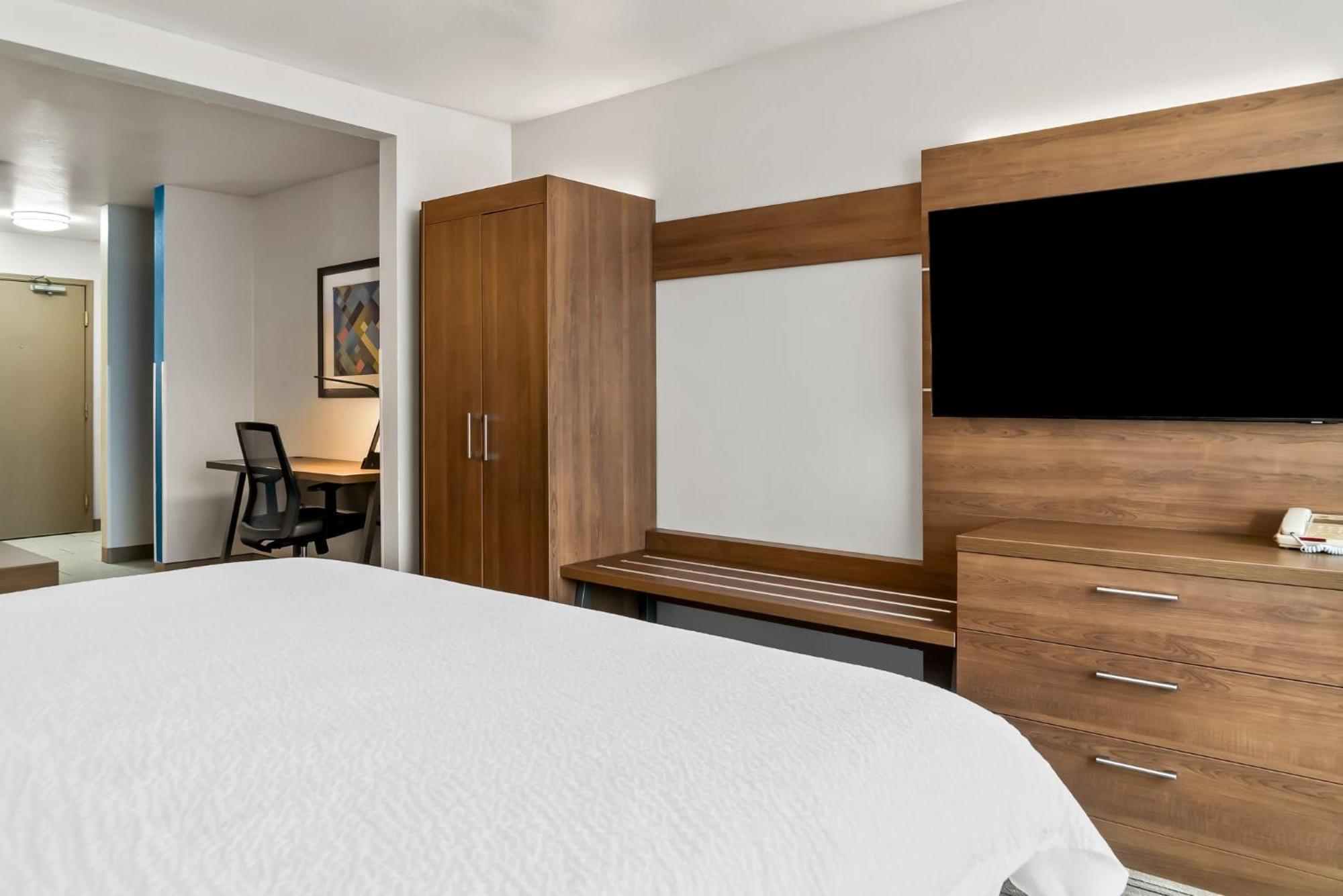 Holiday Inn Express Hotel & Suites Marion By Ihg Luaran gambar