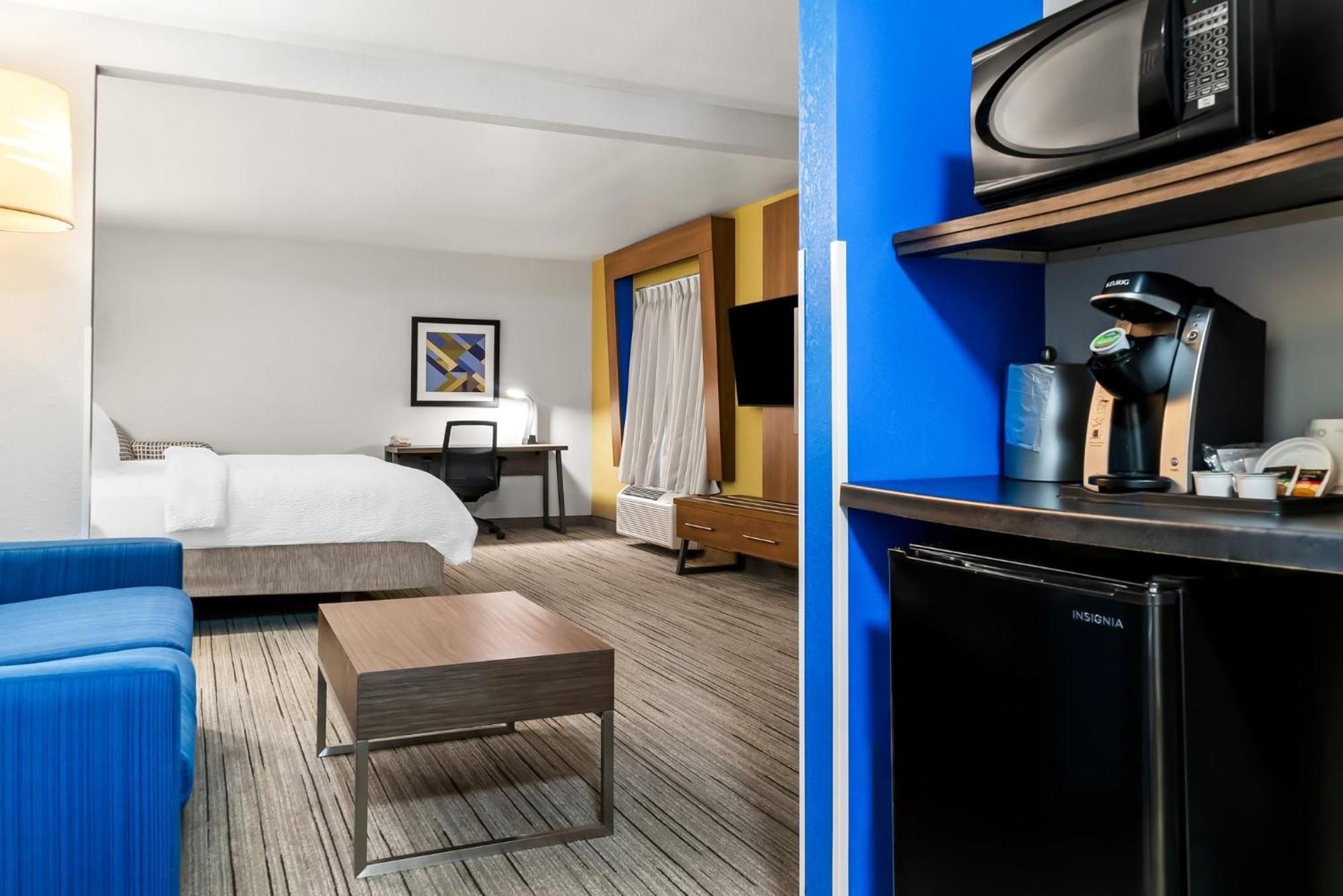Holiday Inn Express Hotel & Suites Marion By Ihg Luaran gambar