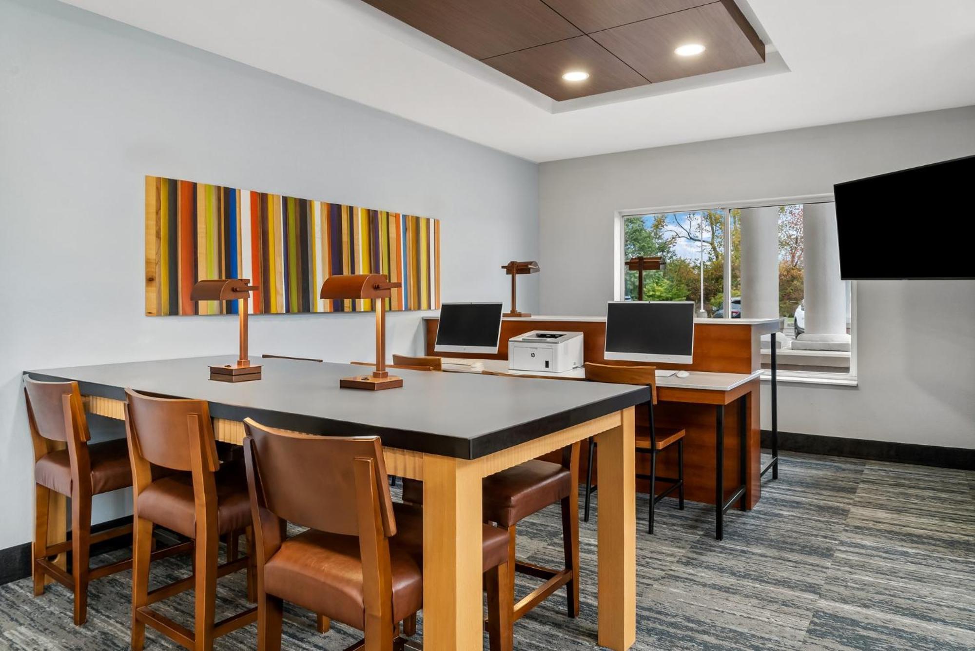 Holiday Inn Express Hotel & Suites Marion By Ihg Luaran gambar