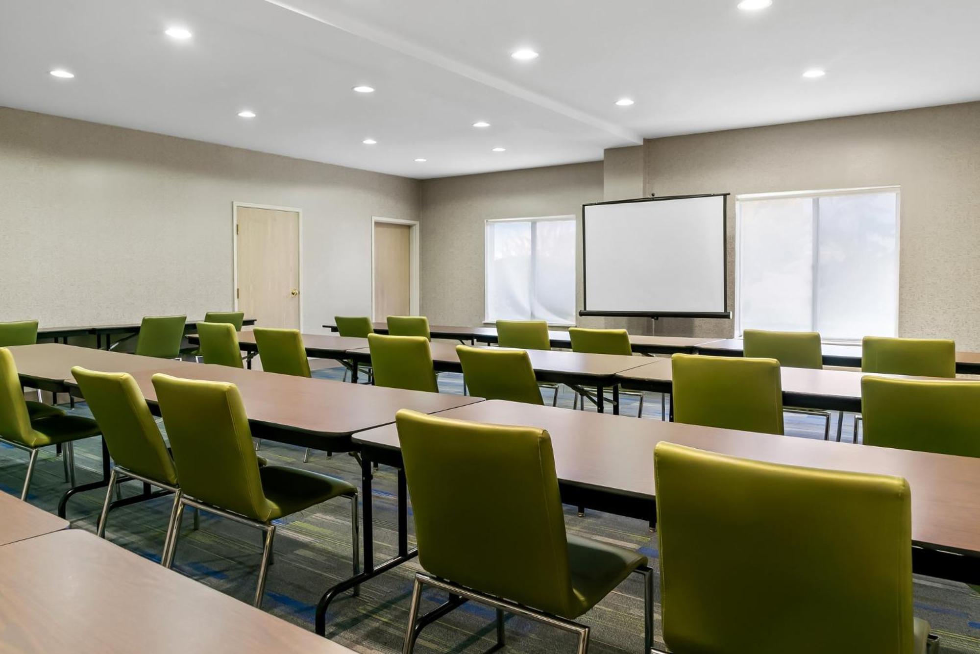 Holiday Inn Express Hotel & Suites Marion By Ihg Luaran gambar