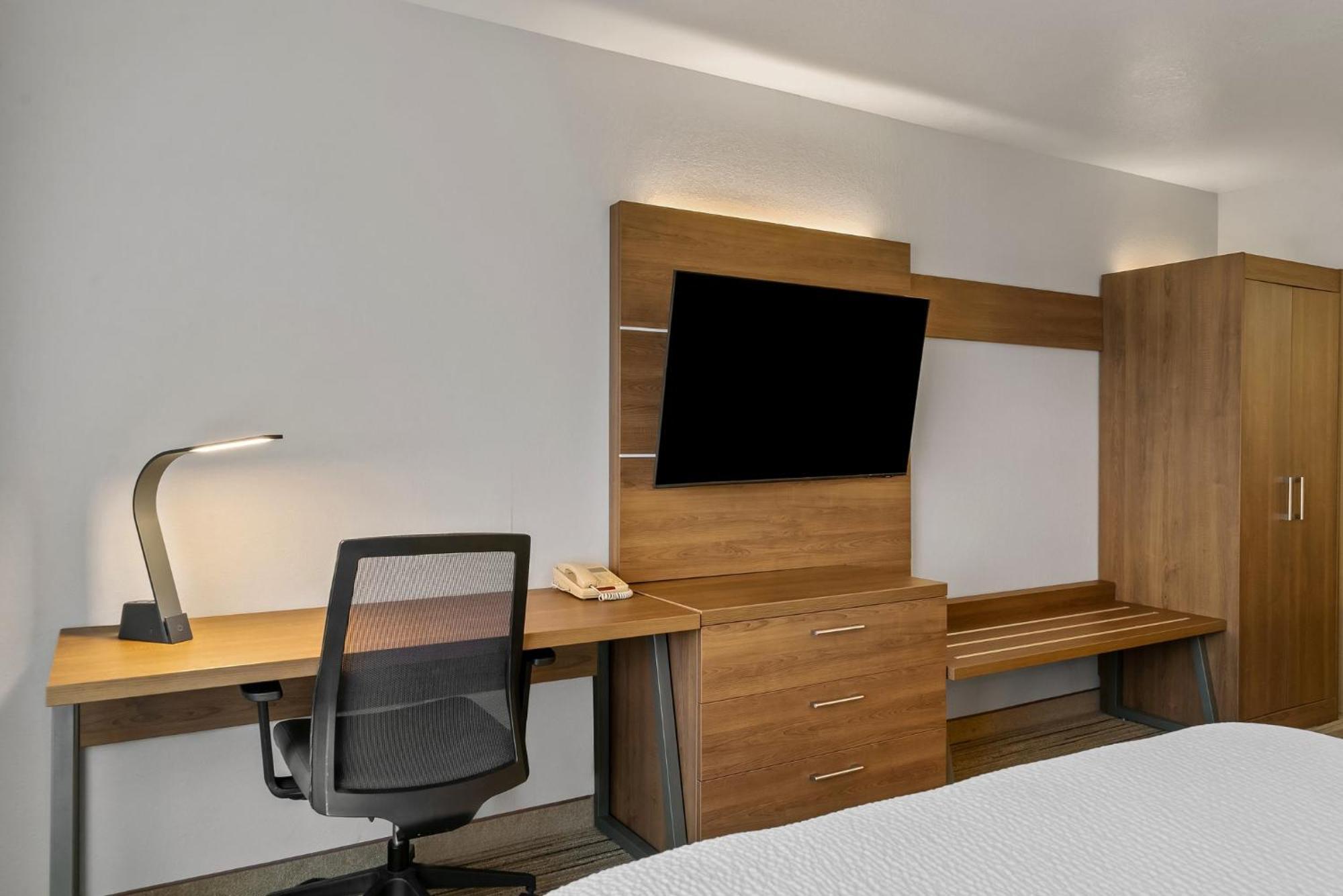 Holiday Inn Express Hotel & Suites Marion By Ihg Luaran gambar