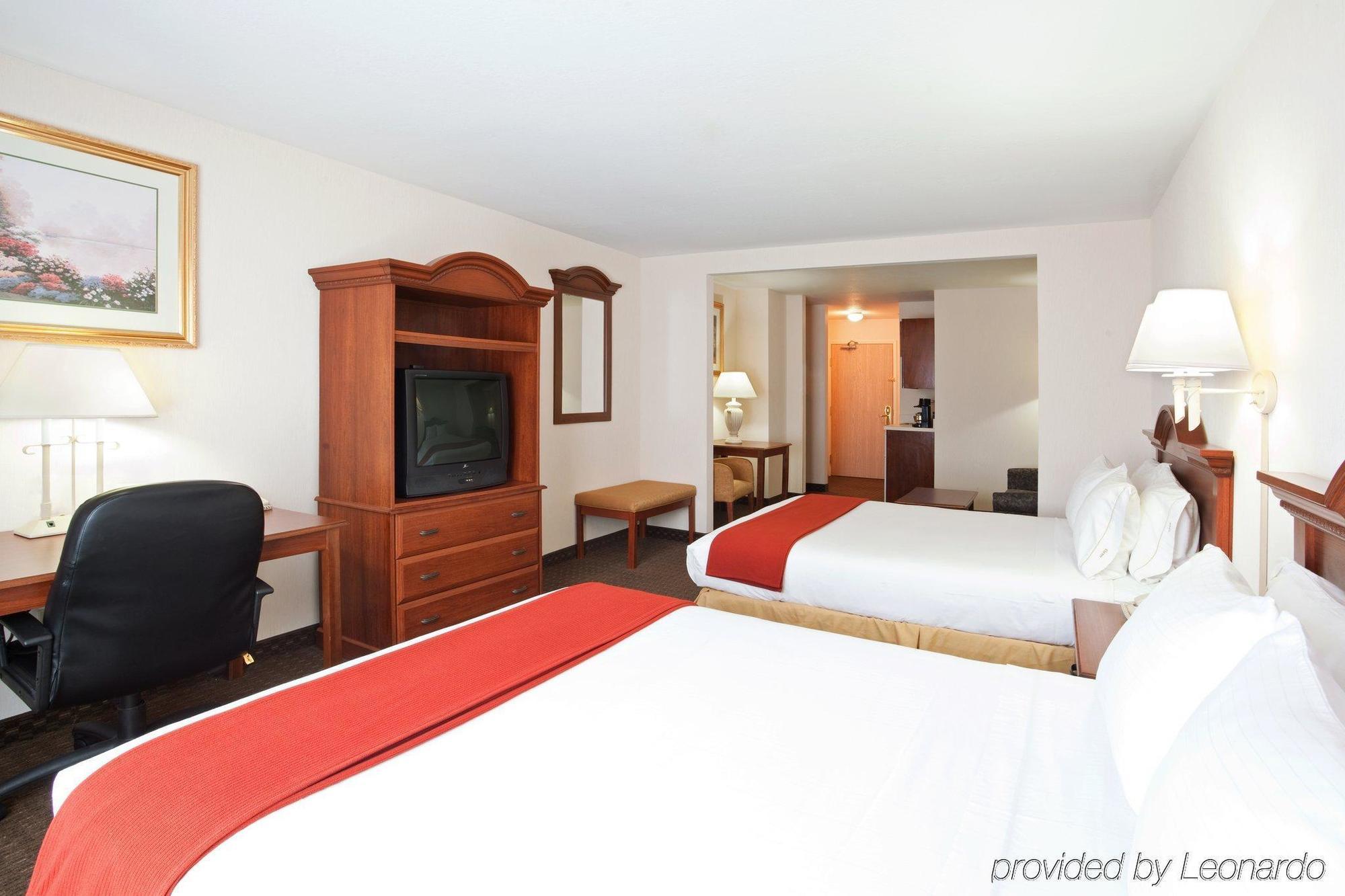 Holiday Inn Express Hotel & Suites Marion By Ihg Bilik gambar